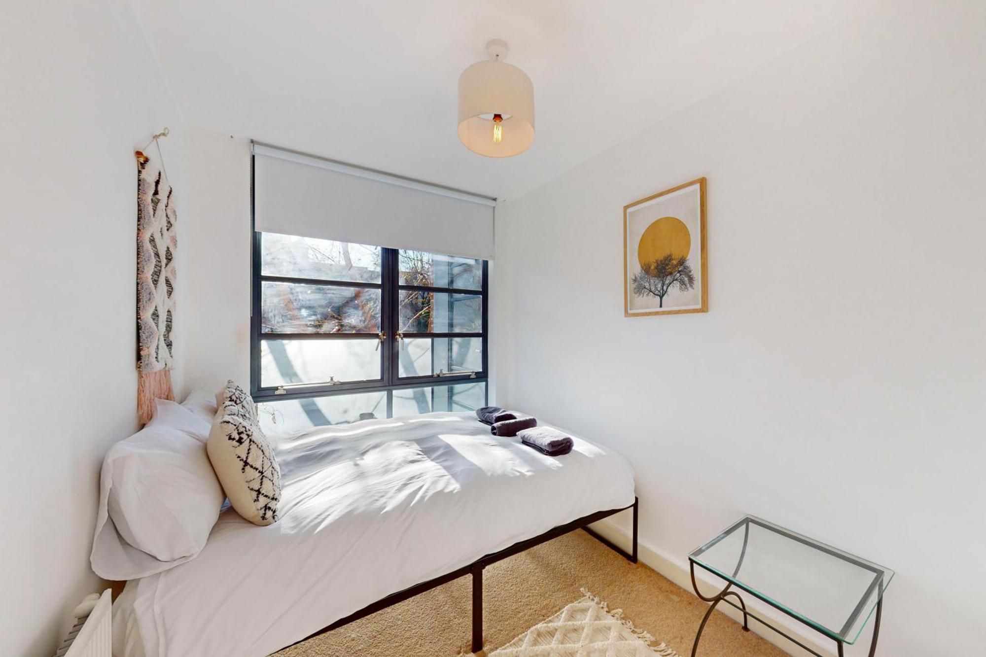 Spacious 2br With Private Balcony On Regent's Canal Appartamento *